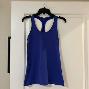Lululemon blue top